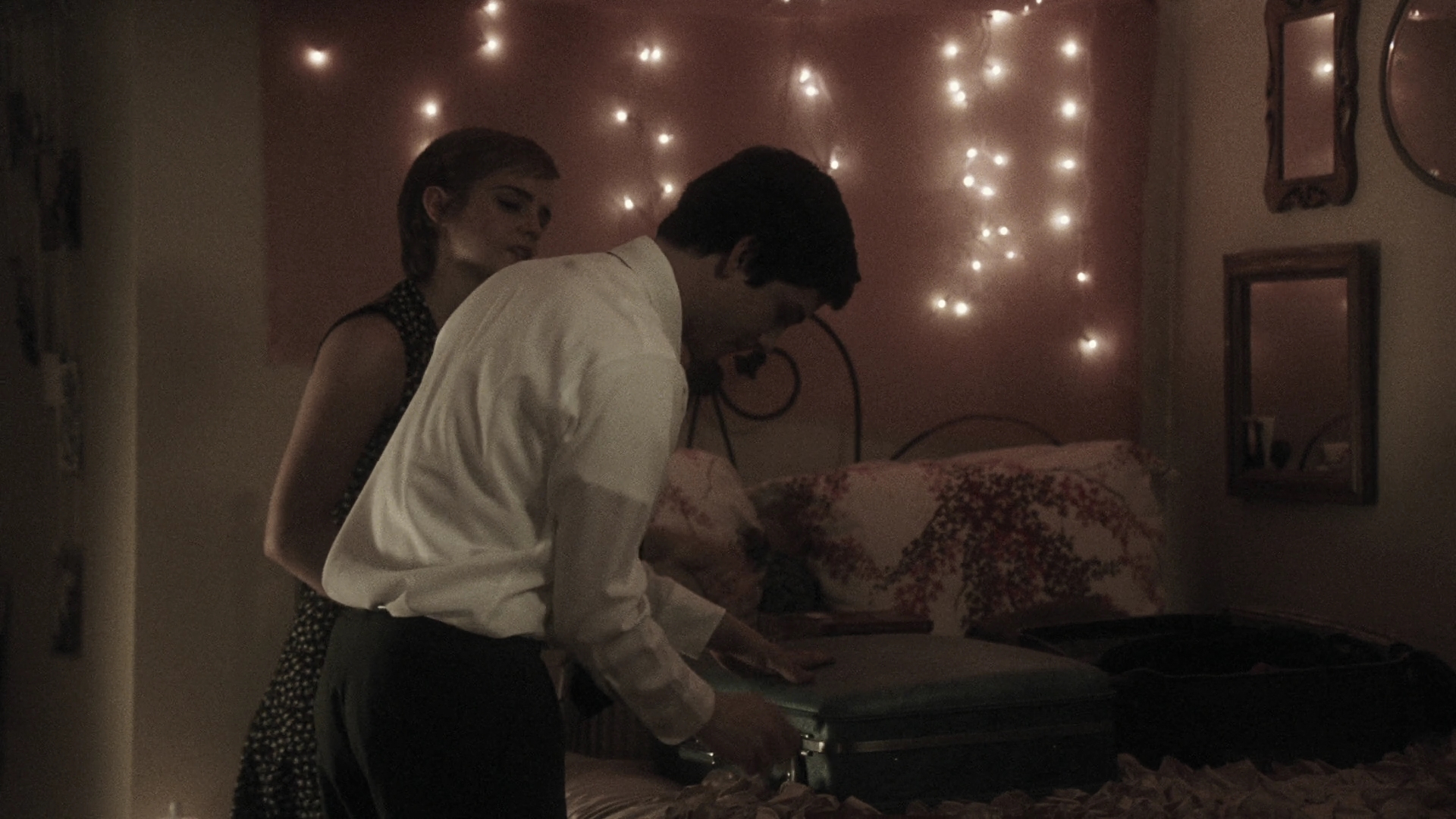 EmmaWatonFan-dot-nl_ThePerksOfBeingAWallflower4859.jpg EmmaWatonFan-dot-nl_ThePerksOfBeingAWallflower4859.jpg