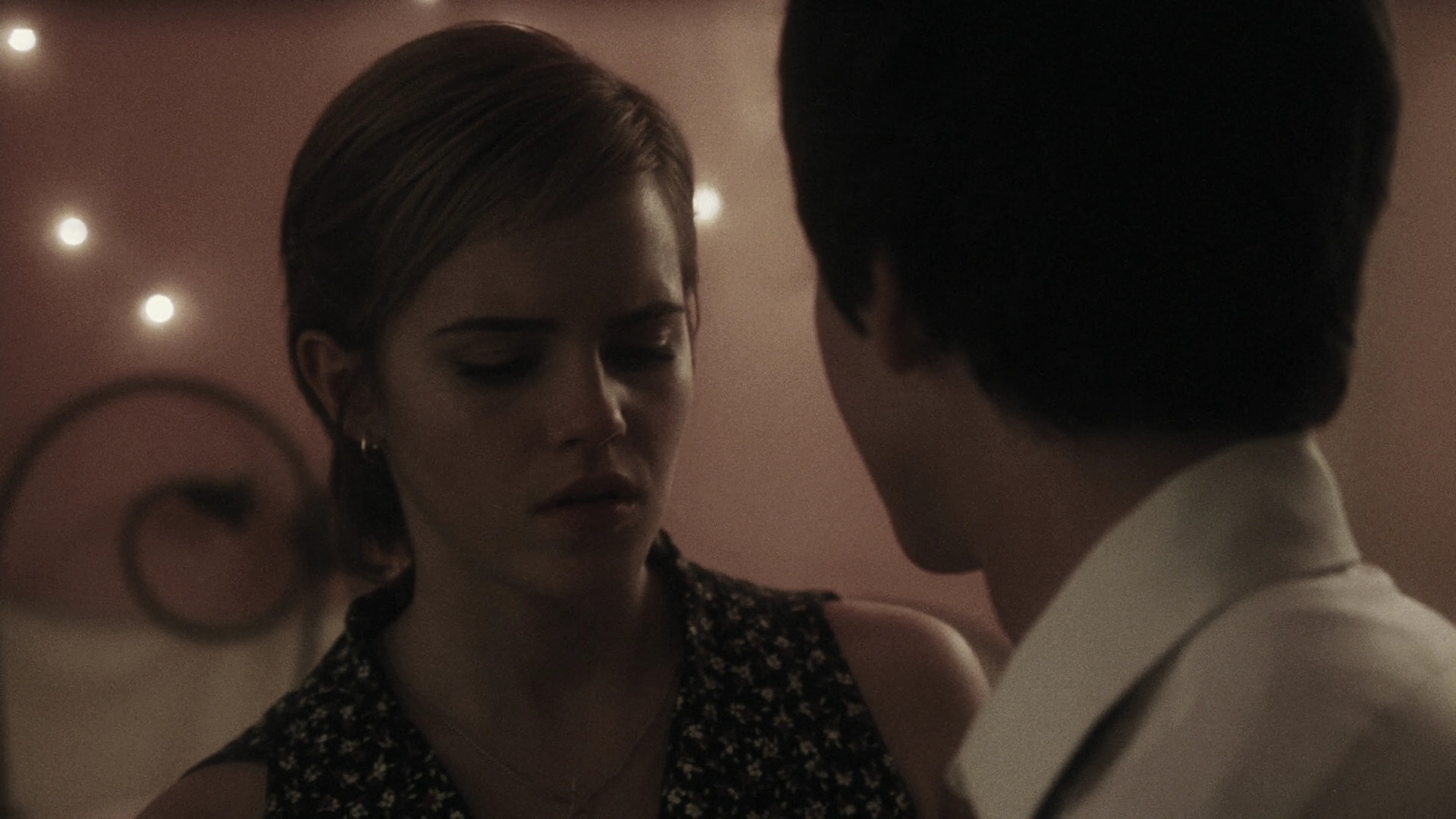 EmmaWatonFan-dot-nl_ThePerksOfBeingAWallflower5040.jpg EmmaWatonFan-dot-nl_ThePerksOfBeingAWallflower5040.jpg