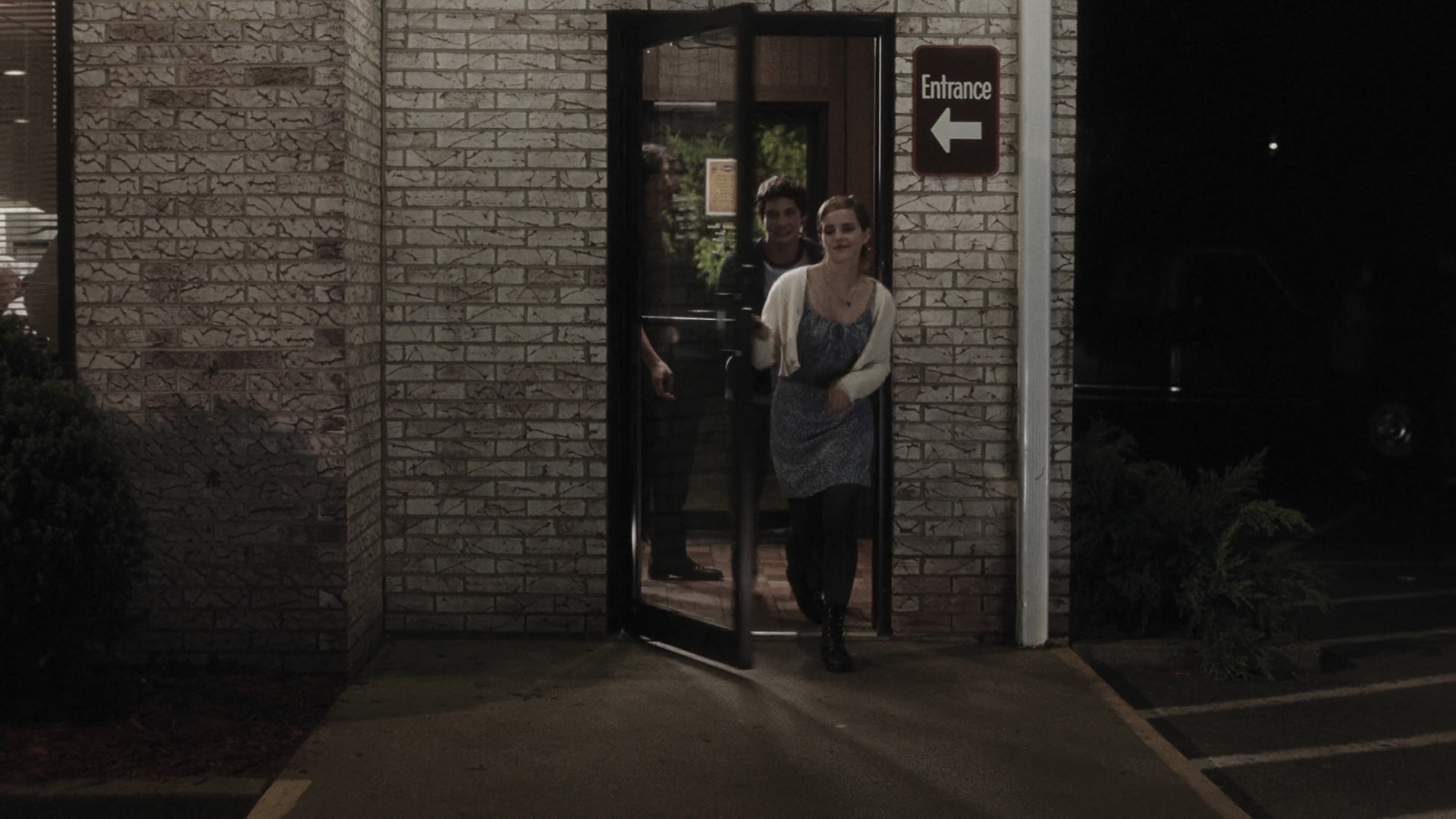 EmmaWatonFan-dot-nl_ThePerksOfBeingAWallflower5614.jpg EmmaWatonFan-dot-nl_ThePerksOfBeingAWallflower5614.jpg