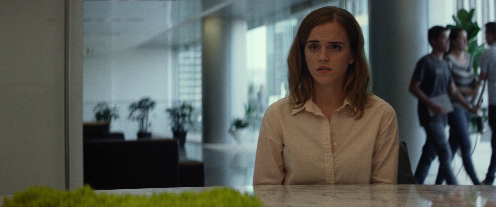 EmmaWatsonFan-dot-nl_TheCircle0375.jpg