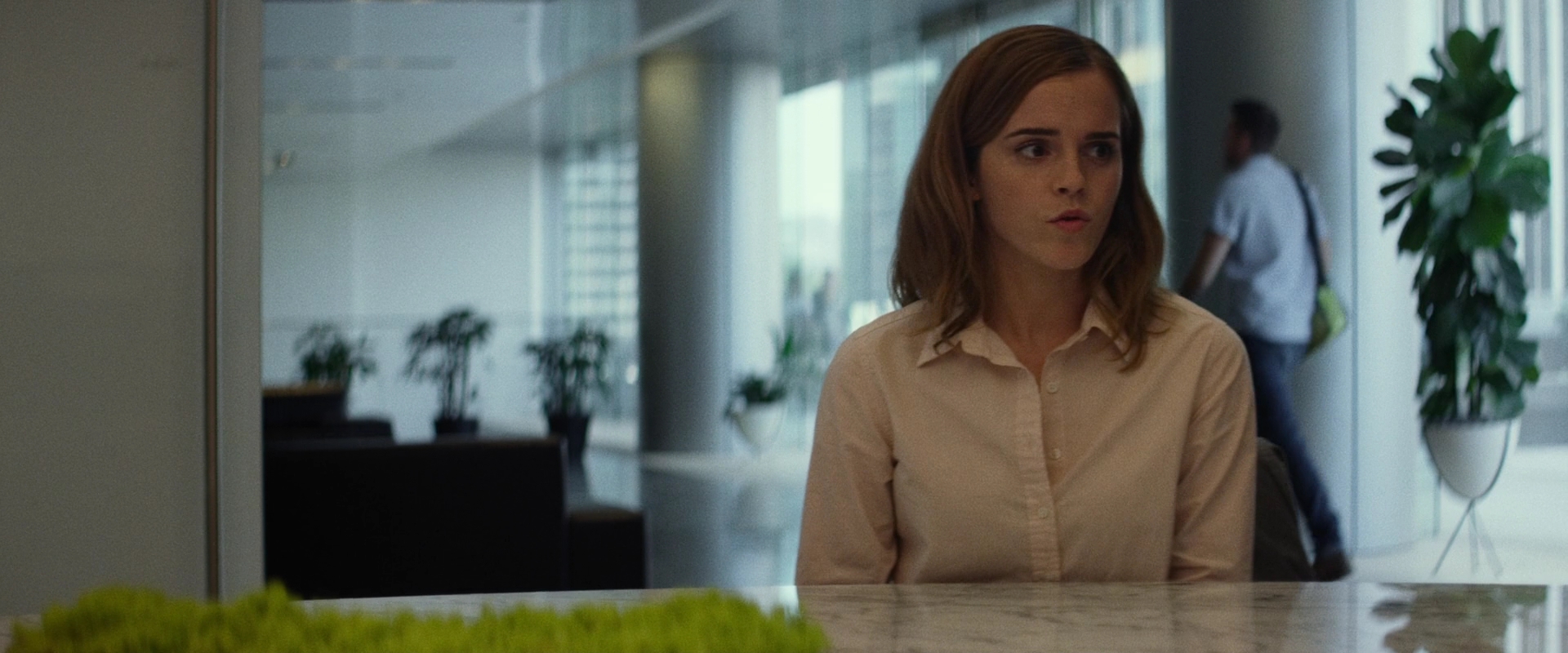 EmmaWatsonFan-dot-nl_TheCircle0376.jpg
