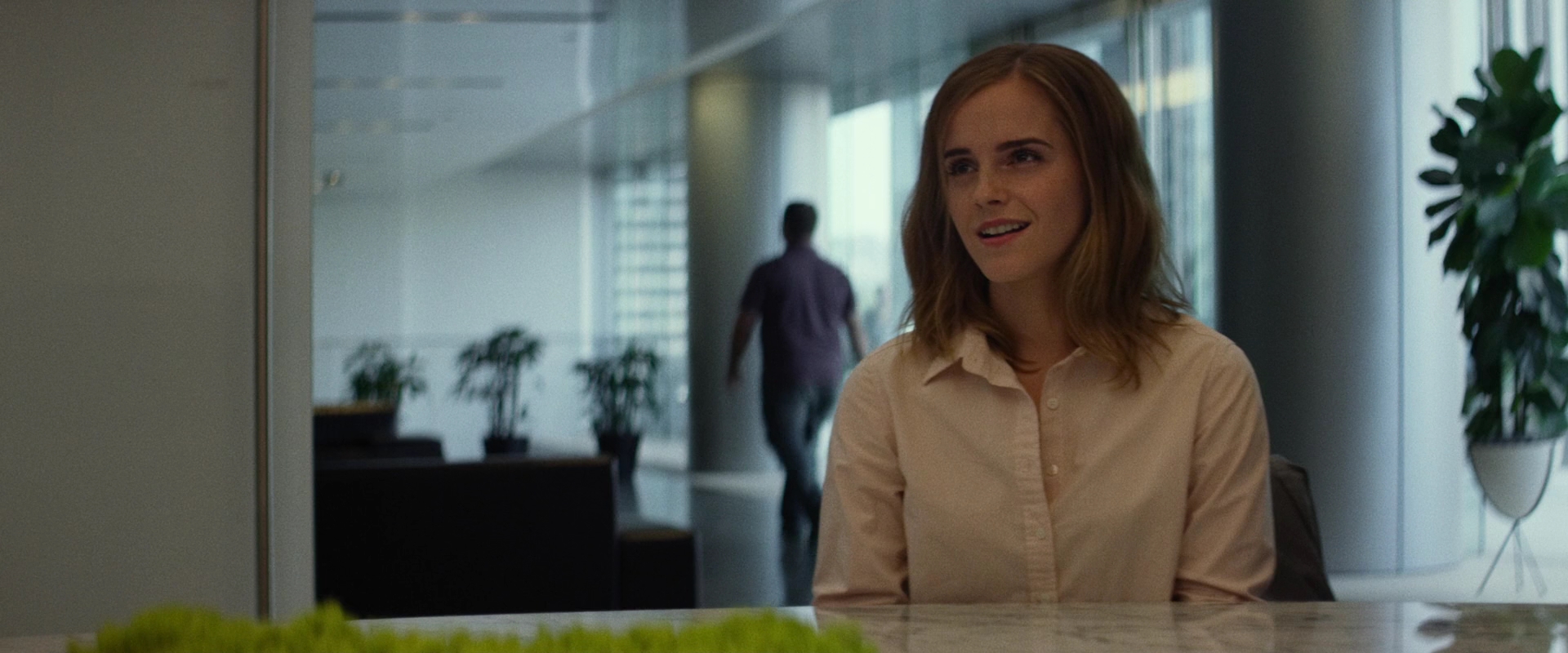 EmmaWatsonFan-dot-nl_TheCircle0432.jpg
