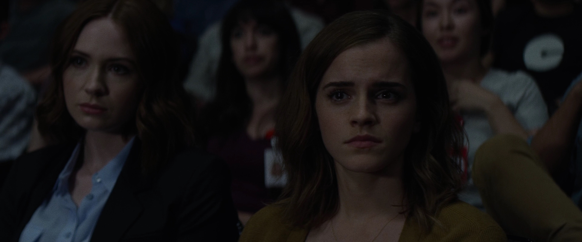 EmmaWatsonFan-dot-nl_TheCircle0972.jpg