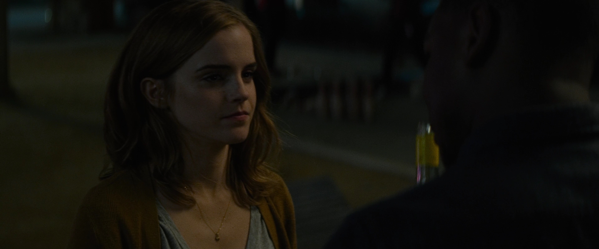 EmmaWatsonFan-dot-nl_TheCircle1245.jpg