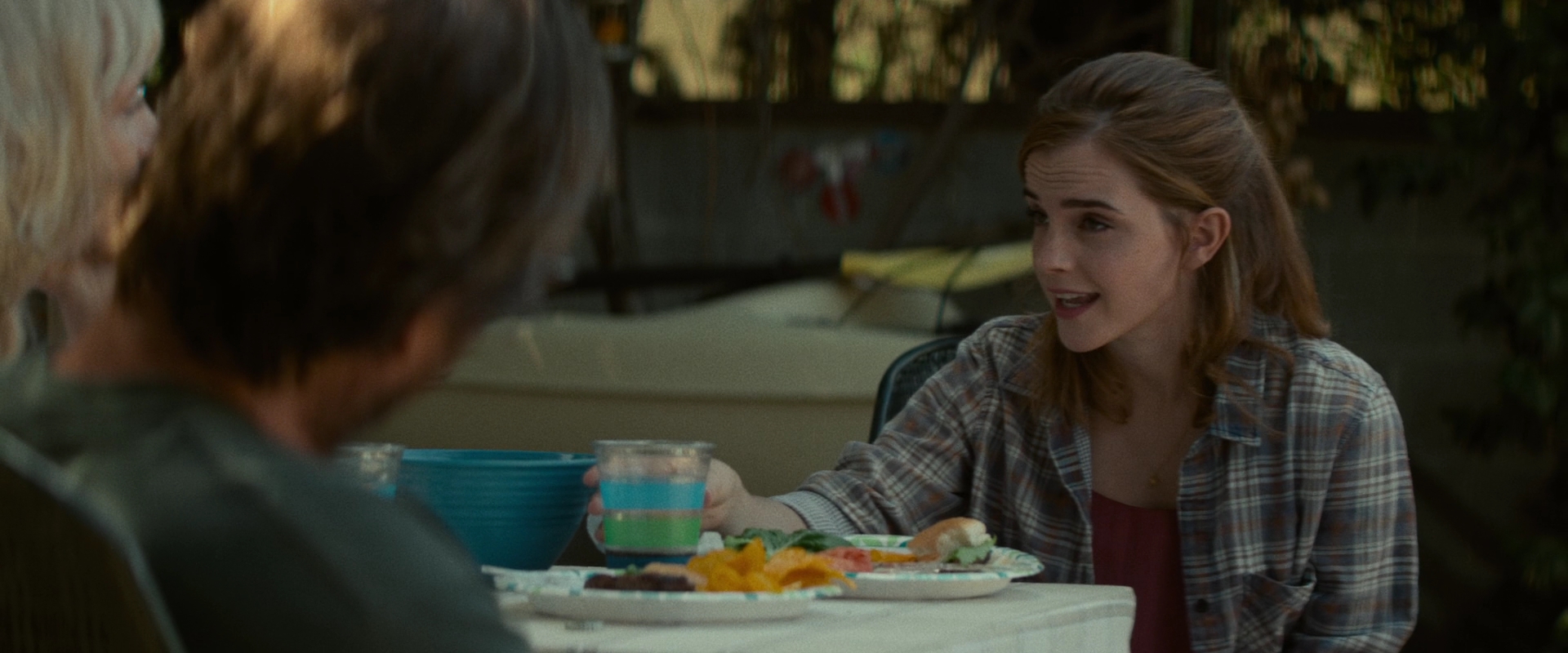 EmmaWatsonFan-dot-nl_TheCircle1392.jpg