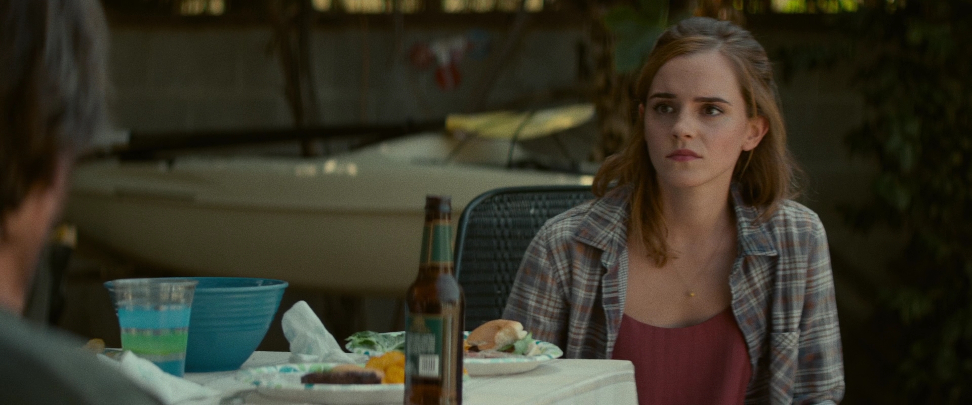 EmmaWatsonFan-dot-nl_TheCircle1538.jpg