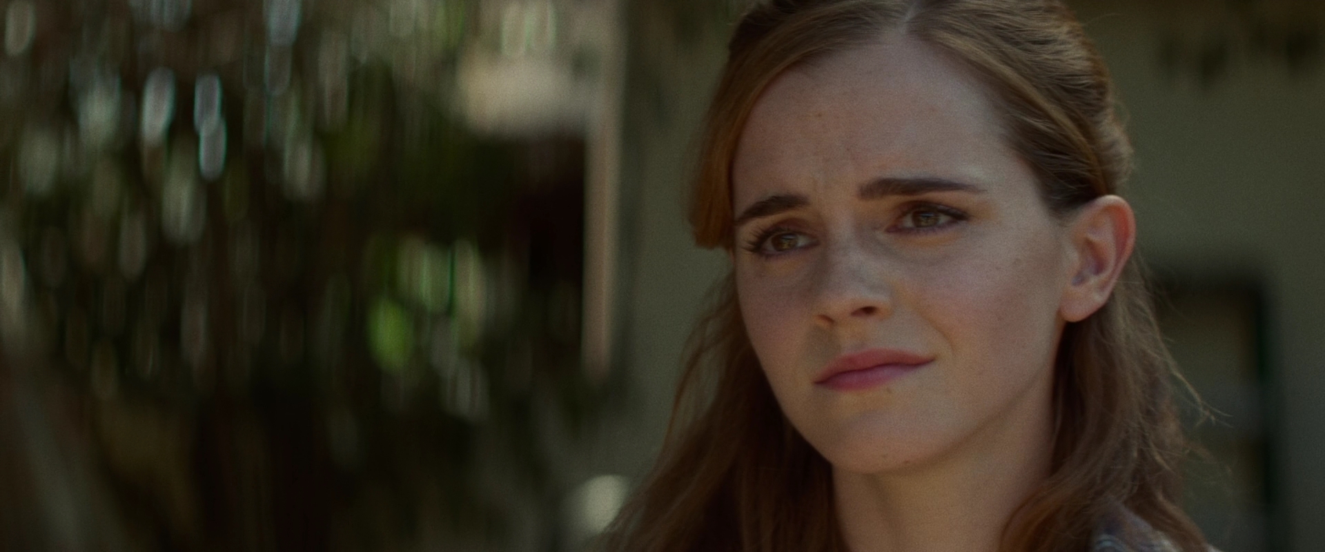 EmmaWatsonFan-dot-nl_TheCircle1563.jpg
