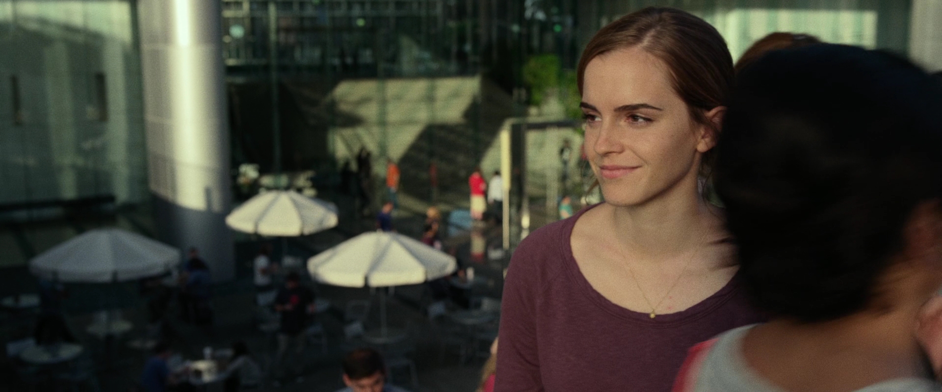 EmmaWatsonFan-dot-nl_TheCircle1909.jpg