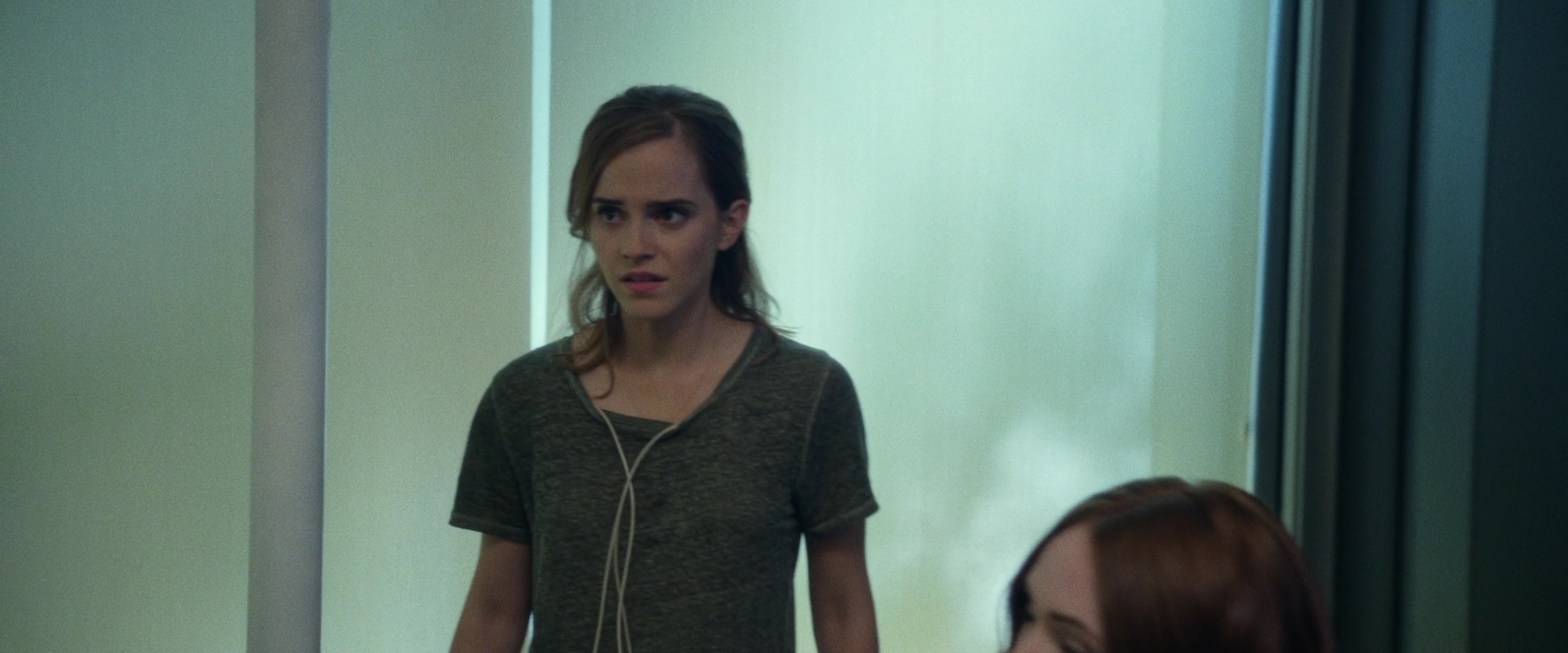 EmmaWatsonFan-dot-nl_TheCircle2099.jpg