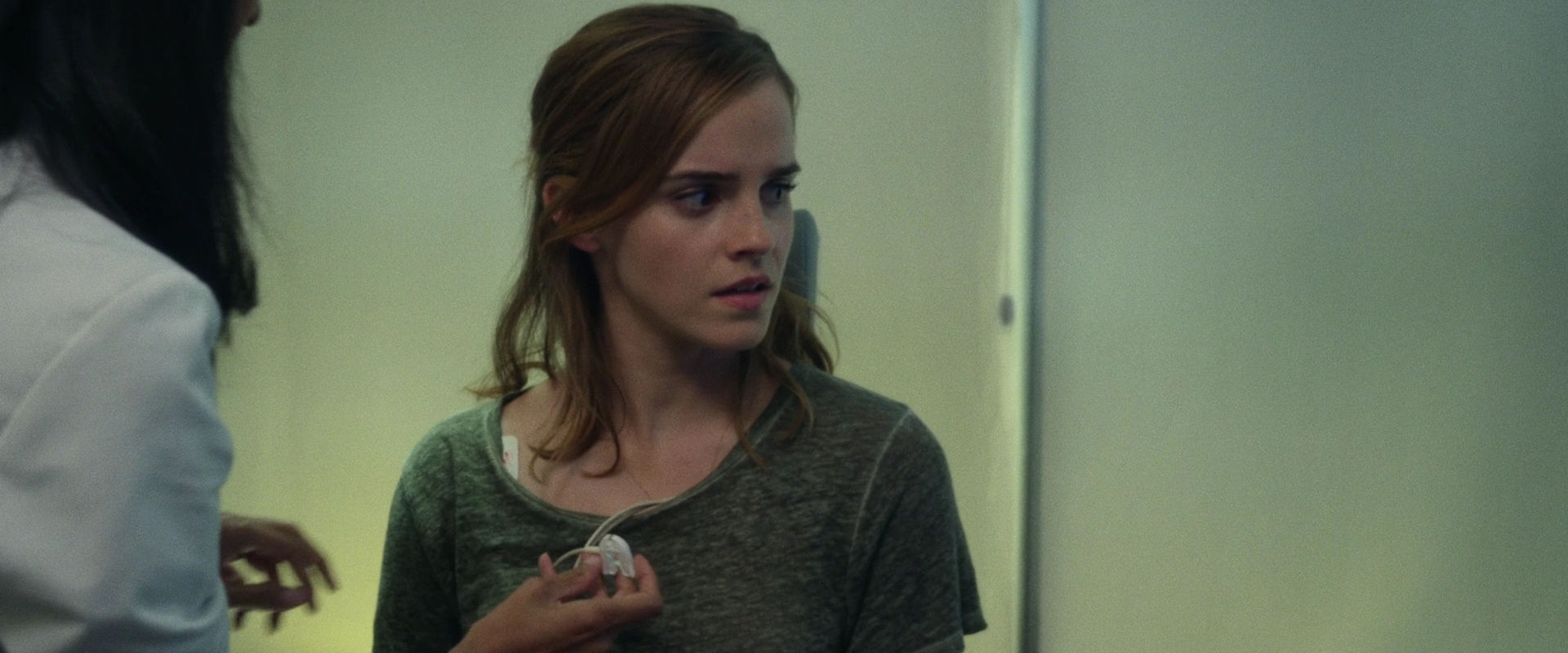 EmmaWatsonFan-dot-nl_TheCircle2111.jpg