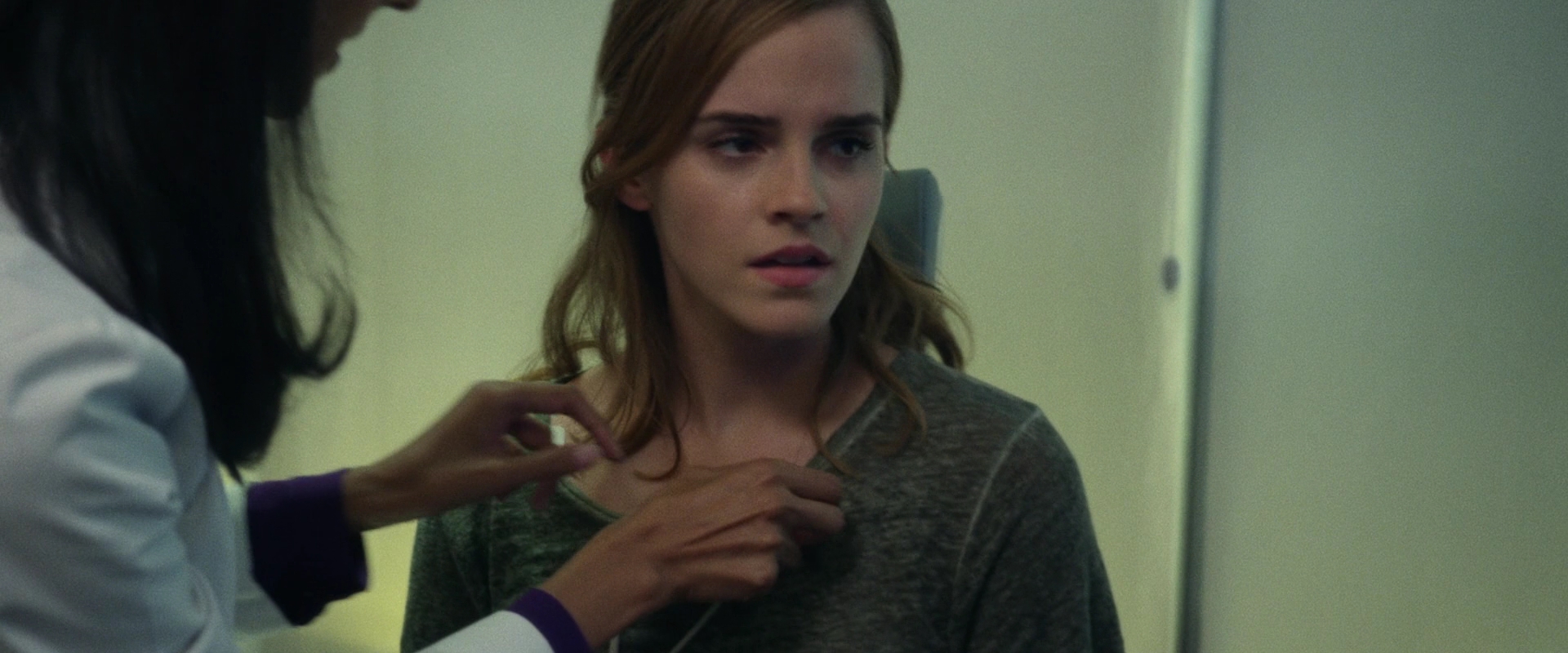 EmmaWatsonFan-dot-nl_TheCircle2112.jpg