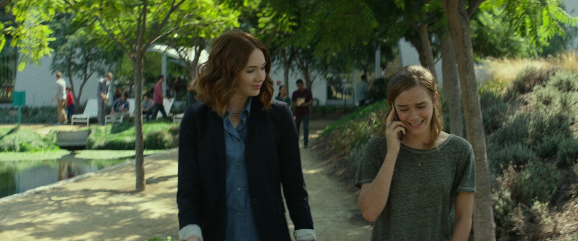 EmmaWatsonFan-dot-nl_TheCircle2119.jpg