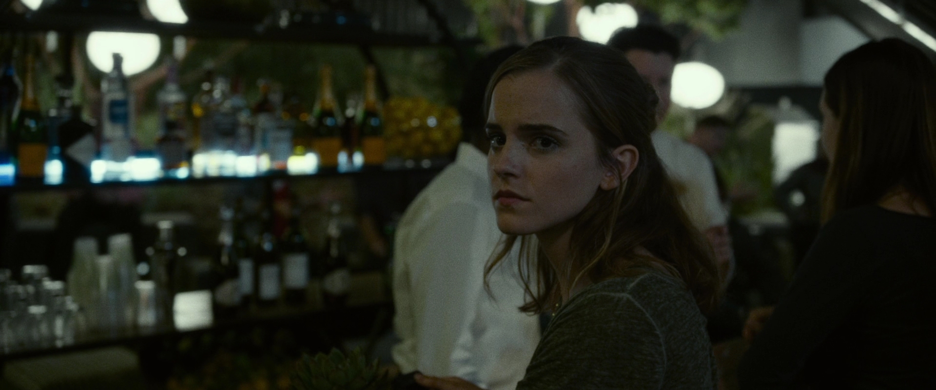 EmmaWatsonFan-dot-nl_TheCircle2359.jpg
