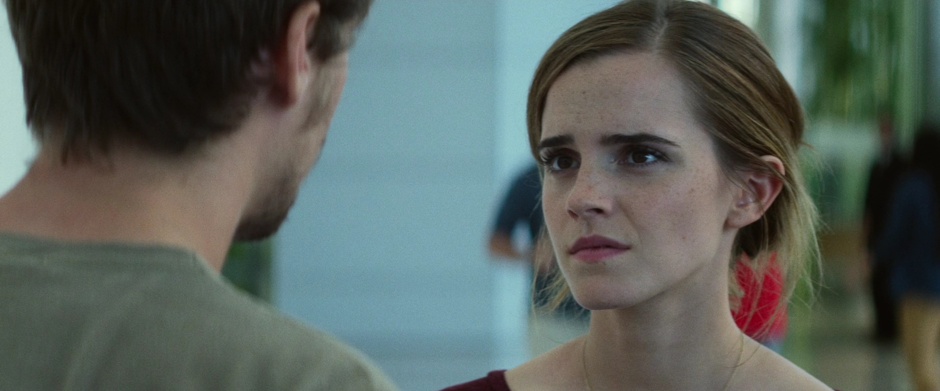 EmmaWatsonFan-dot-nl_TheCircle2727.jpg