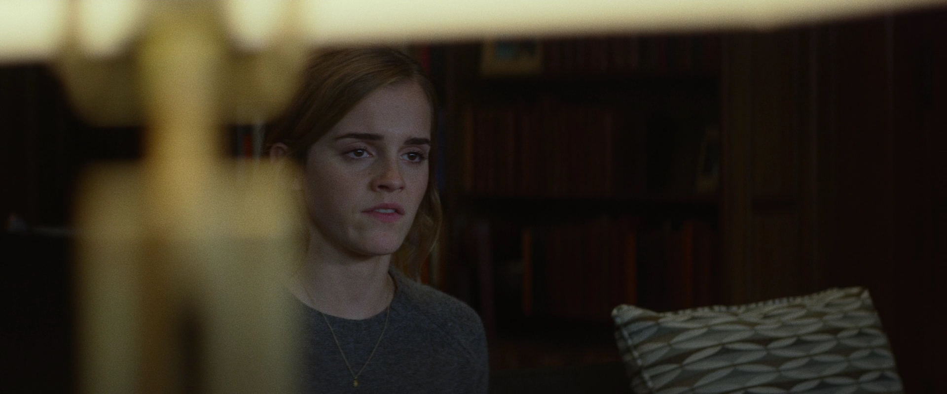 EmmaWatsonFan-dot-nl_TheCircle3023.jpg