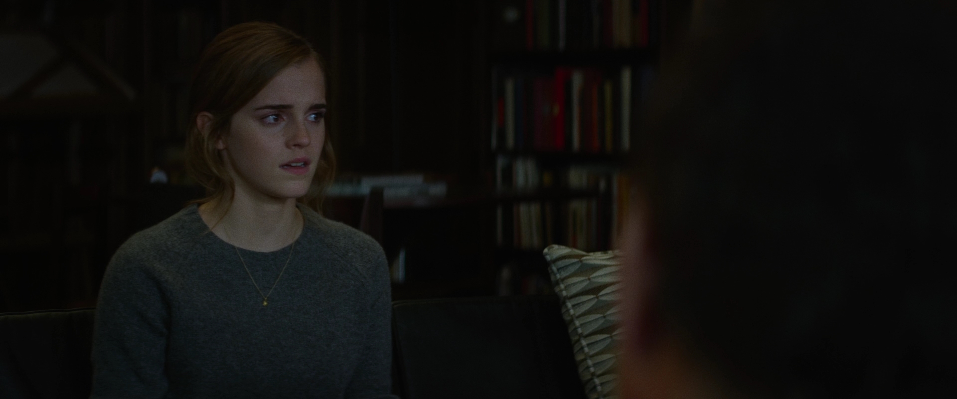 EmmaWatsonFan-dot-nl_TheCircle3036.jpg