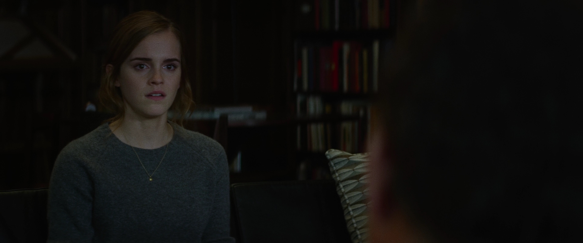 EmmaWatsonFan-dot-nl_TheCircle3039.jpg