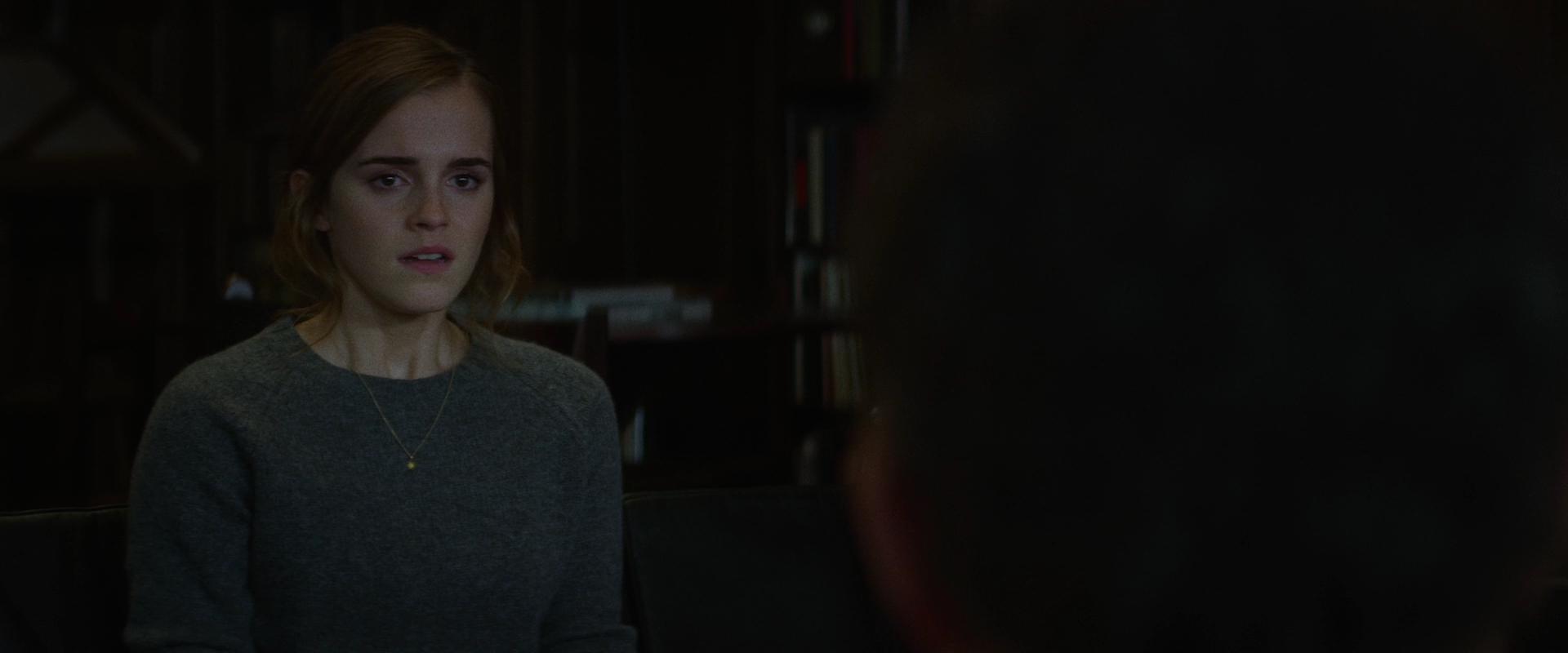 EmmaWatsonFan-dot-nl_TheCircle3040.jpg