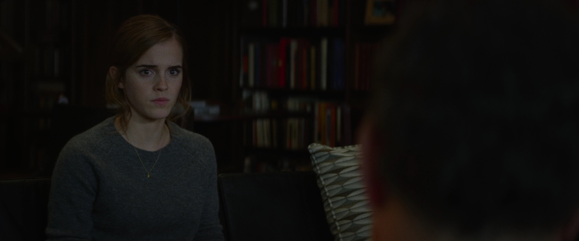 EmmaWatsonFan-dot-nl_TheCircle3058.jpg