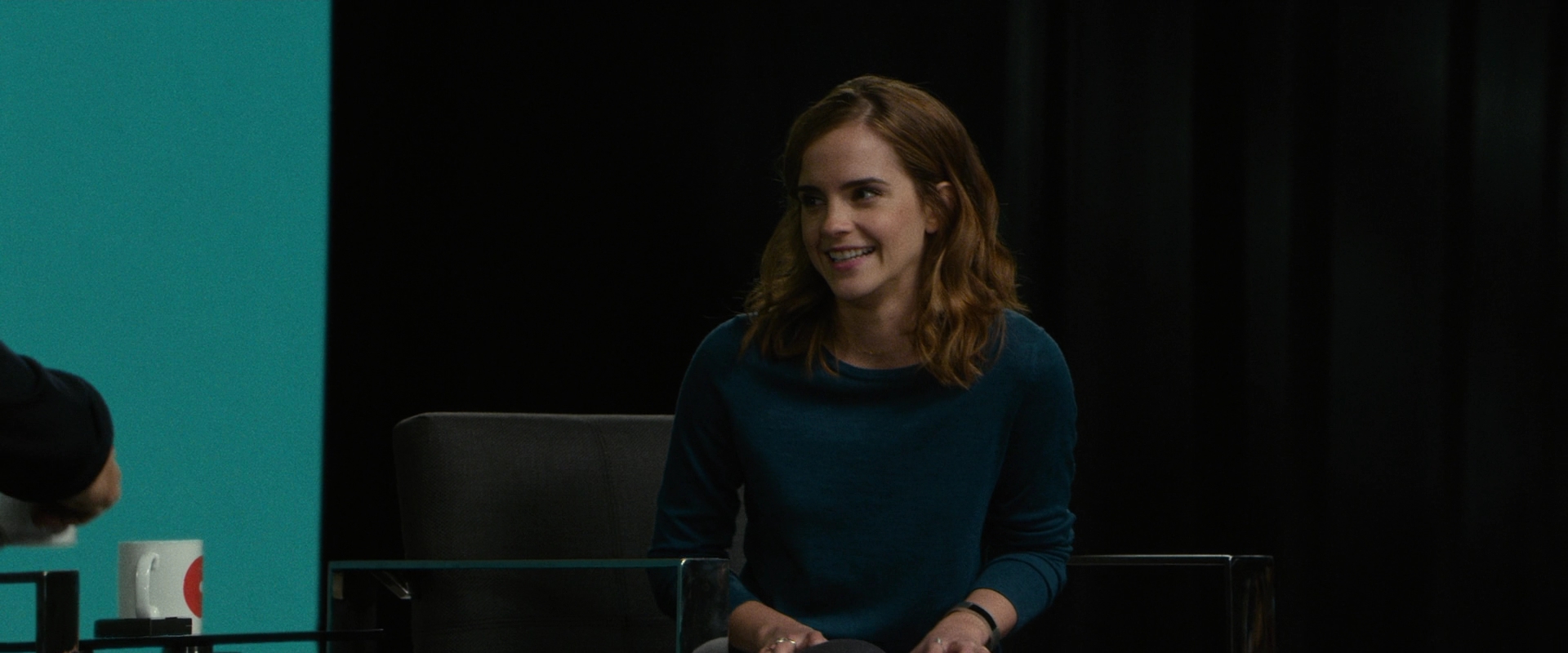 EmmaWatsonFan-dot-nl_TheCircle3144.jpg