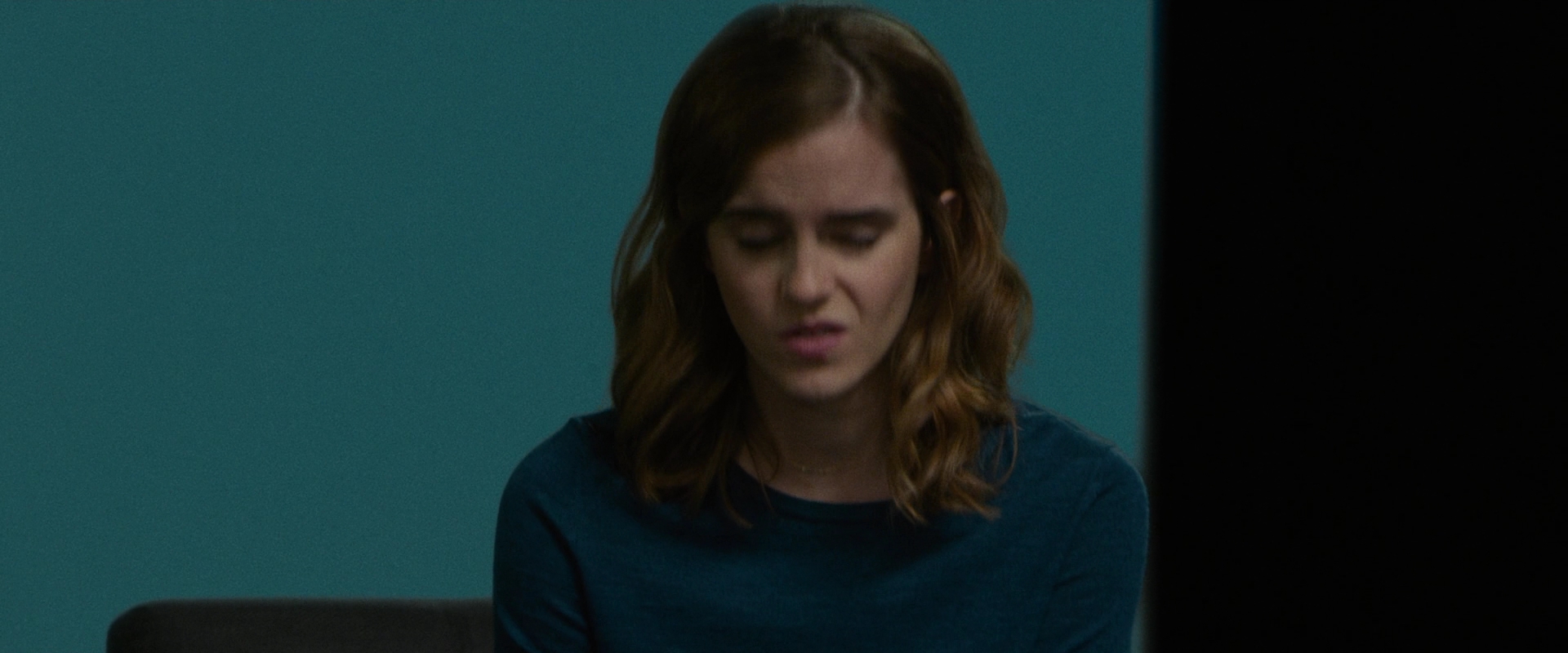 EmmaWatsonFan-dot-nl_TheCircle3195.jpg