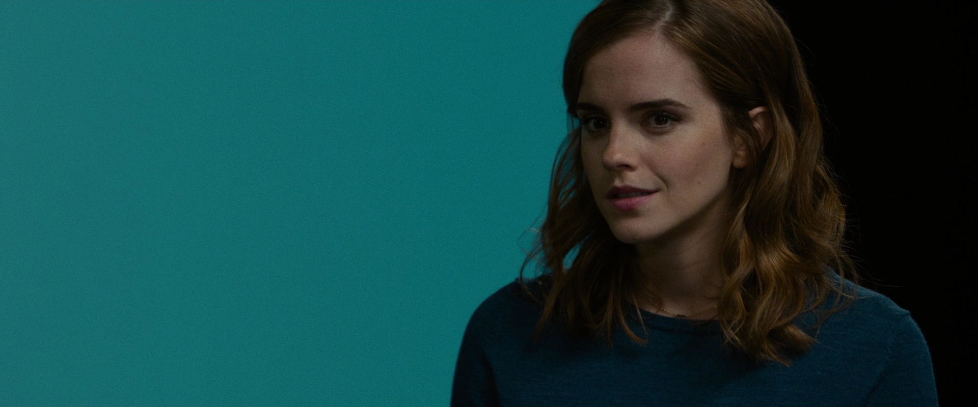 EmmaWatsonFan-dot-nl_TheCircle3219.jpg
