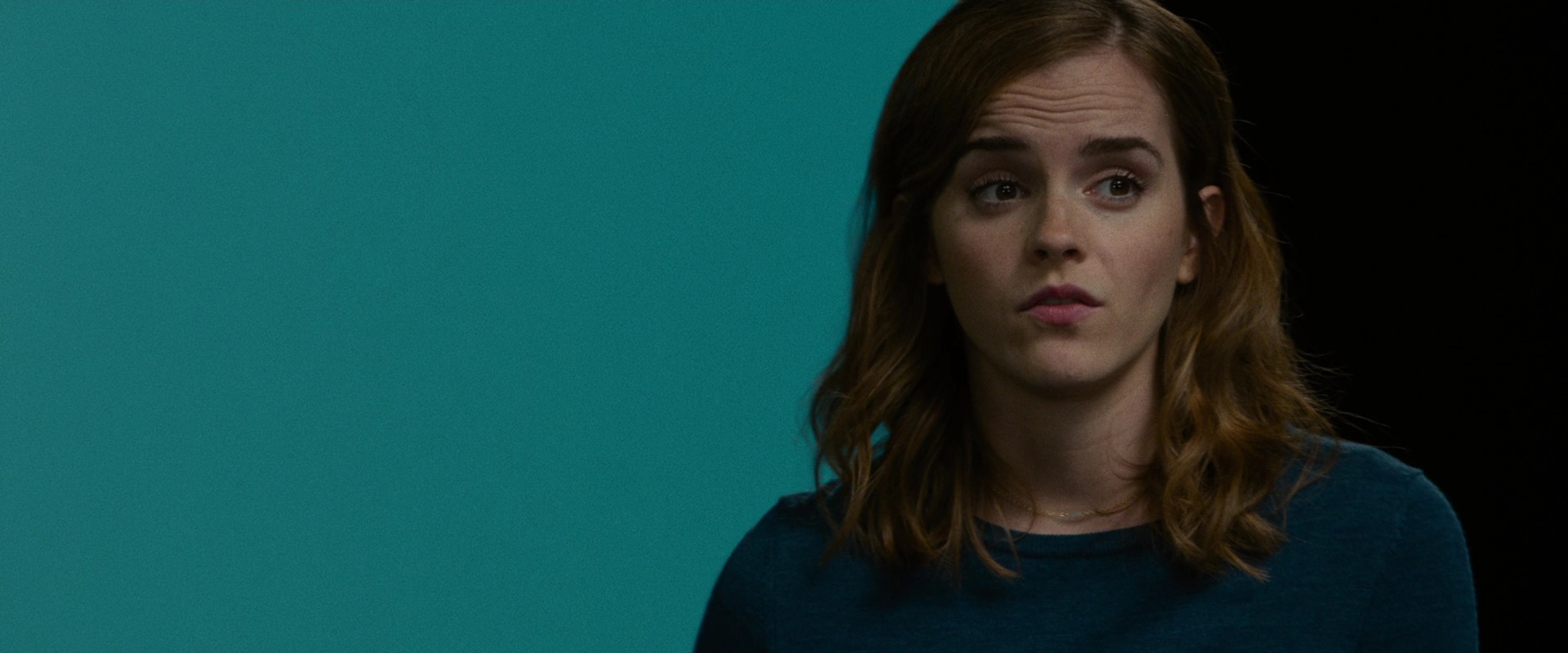 EmmaWatsonFan-dot-nl_TheCircle3220.jpg