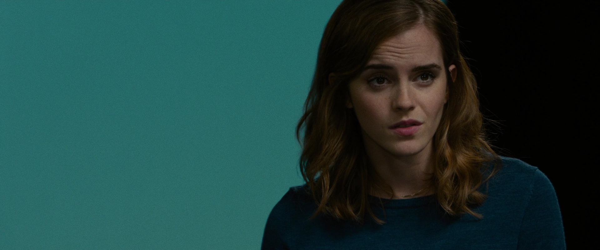 EmmaWatsonFan-dot-nl_TheCircle3222.jpg