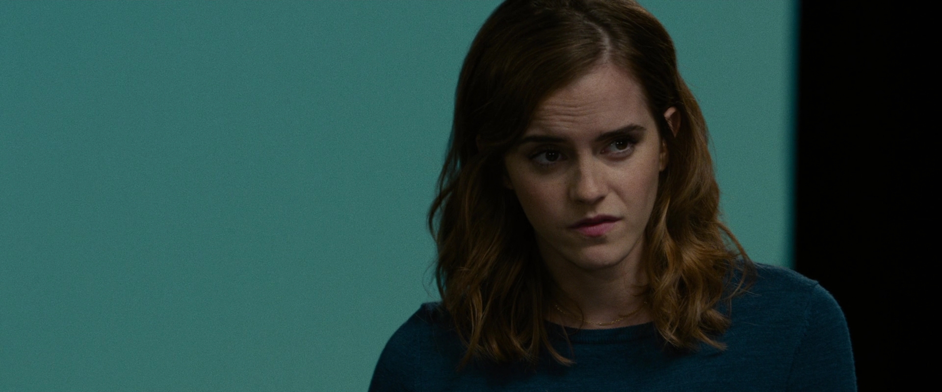 EmmaWatsonFan-dot-nl_TheCircle3225.jpg
