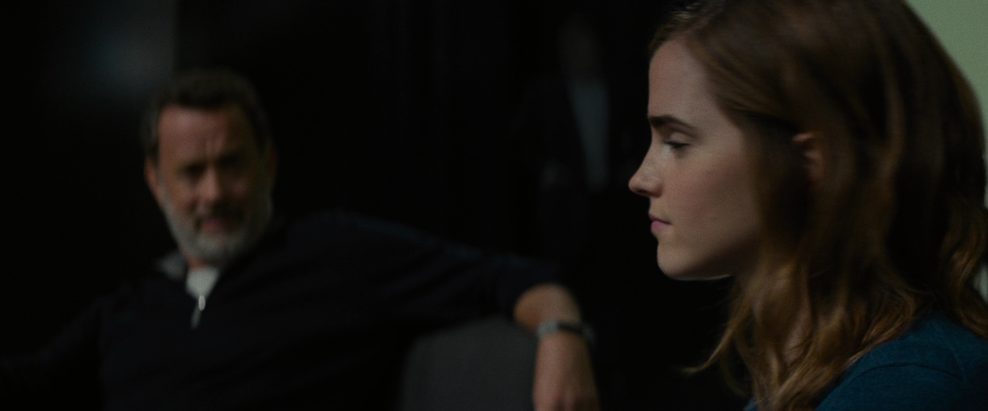EmmaWatsonFan-dot-nl_TheCircle3252.jpg
