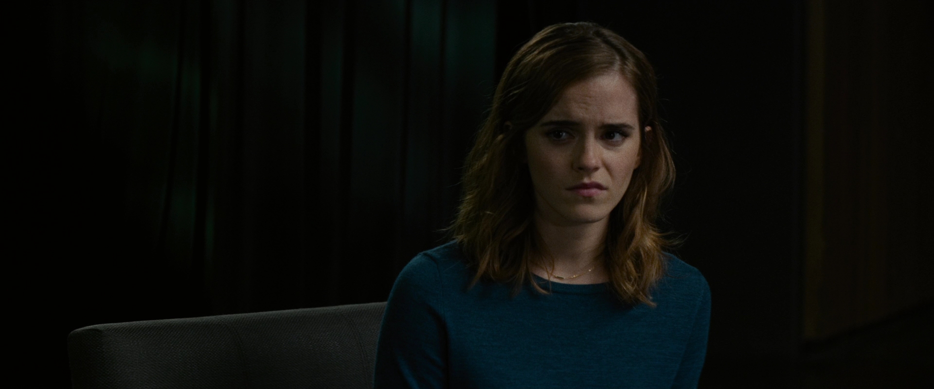 EmmaWatsonFan-dot-nl_TheCircle3302.jpg