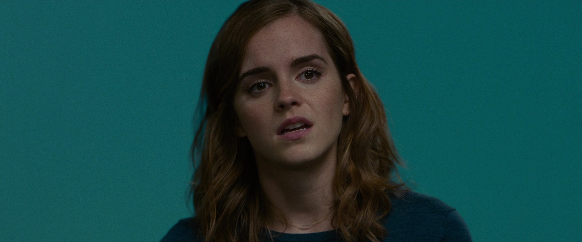 EmmaWatsonFan-dot-nl_TheCircle3368.jpg