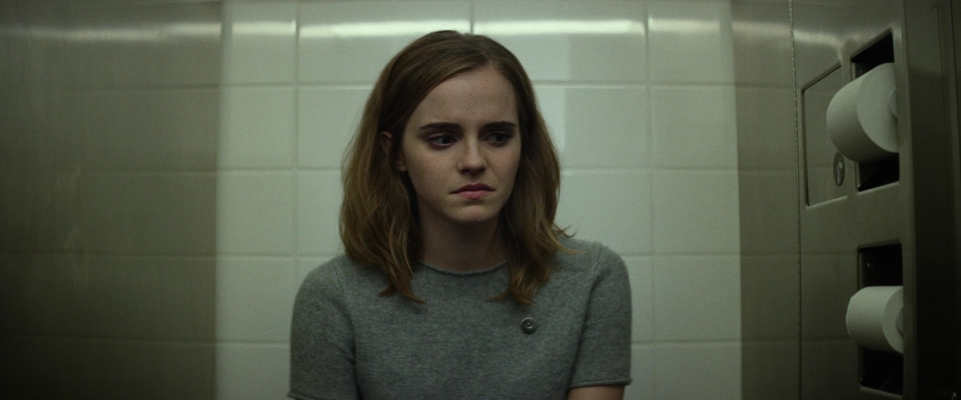 EmmaWatsonFan-dot-nl_TheCircle3771.jpg