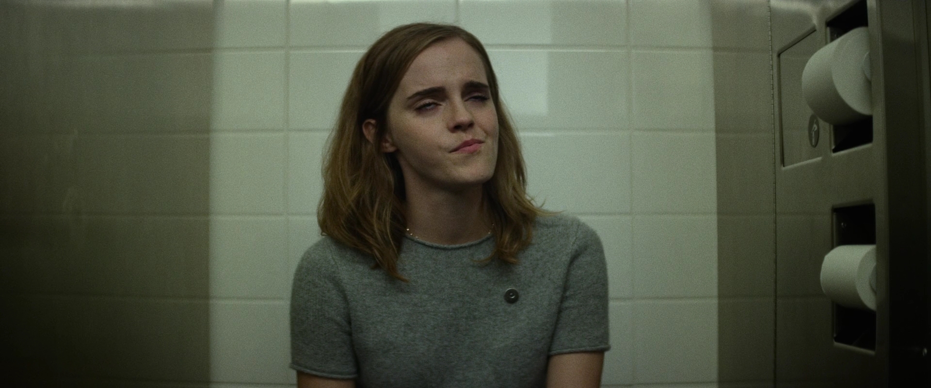 EmmaWatsonFan-dot-nl_TheCircle3820.jpg