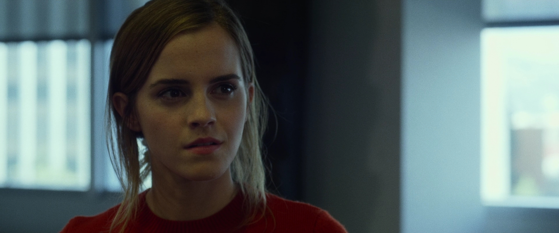 EmmaWatsonFan-dot-nl_TheCircle3983.jpg
