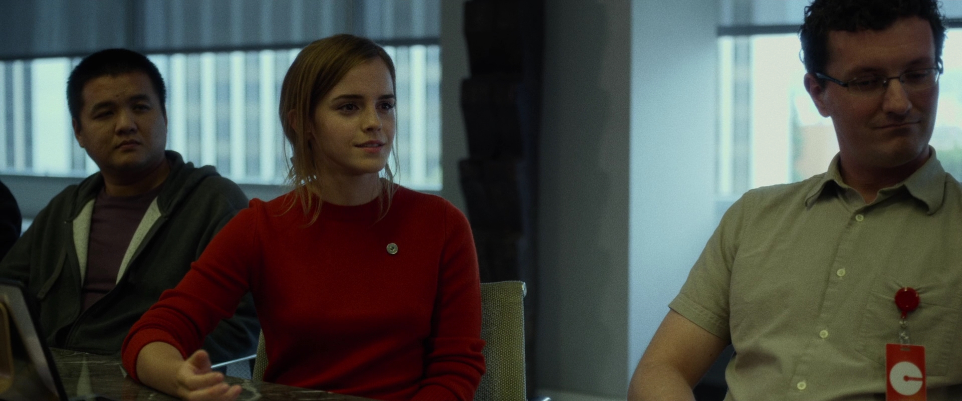 EmmaWatsonFan-dot-nl_TheCircle4093.jpg