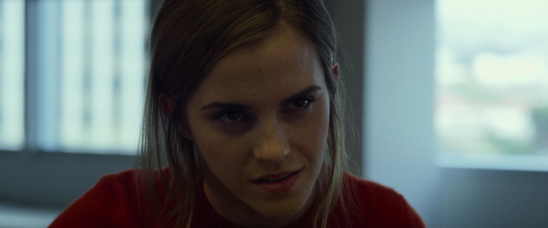 EmmaWatsonFan-dot-nl_TheCircle4175.jpg