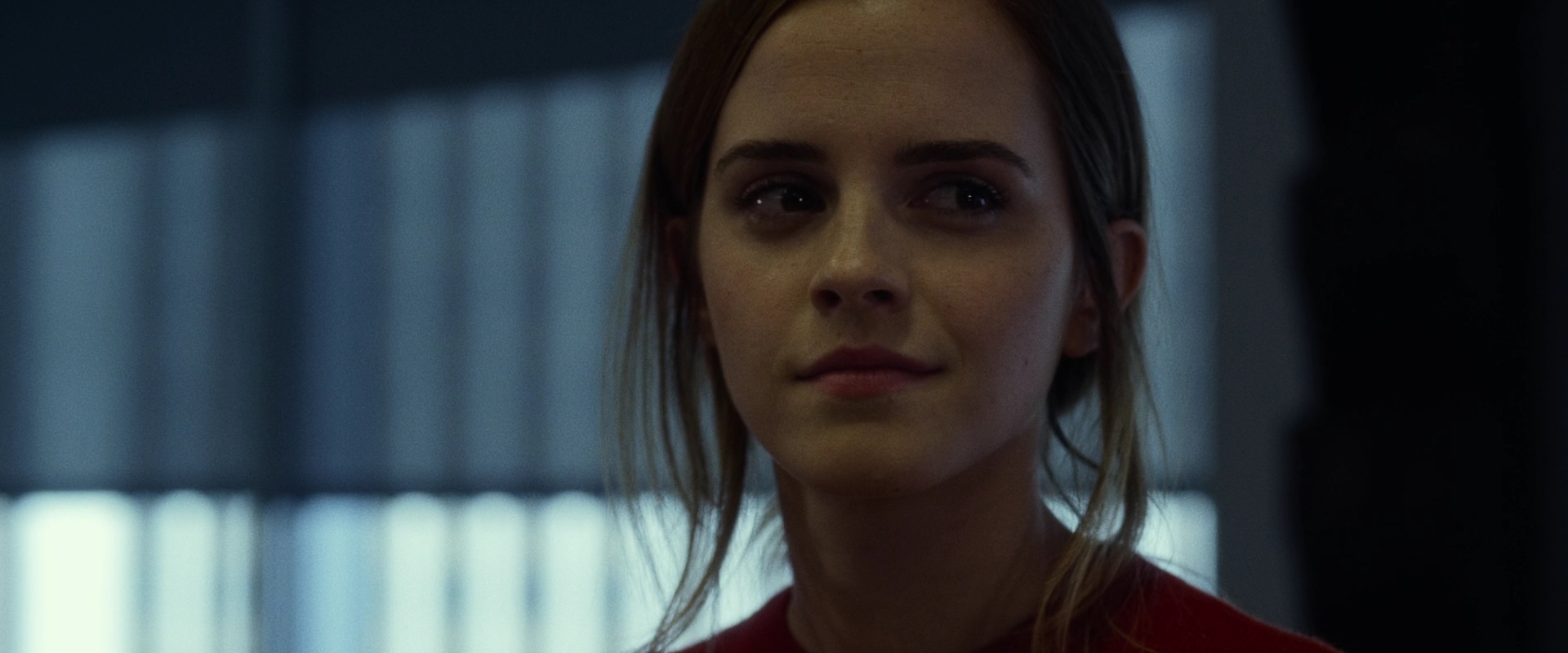 EmmaWatsonFan-dot-nl_TheCircle4217.jpg