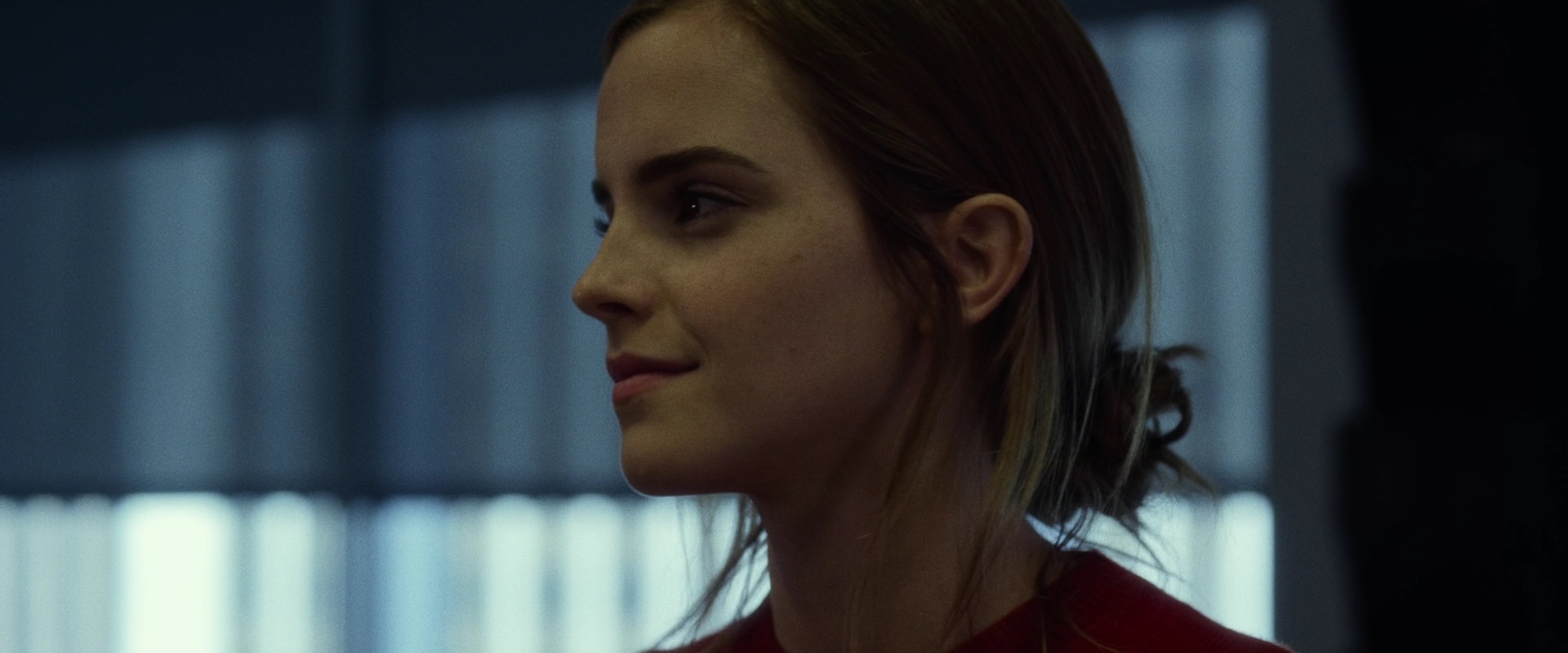 EmmaWatsonFan-dot-nl_TheCircle4219.jpg
