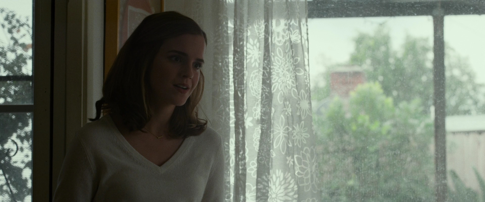 EmmaWatsonFan-dot-nl_TheCircle5279.jpg