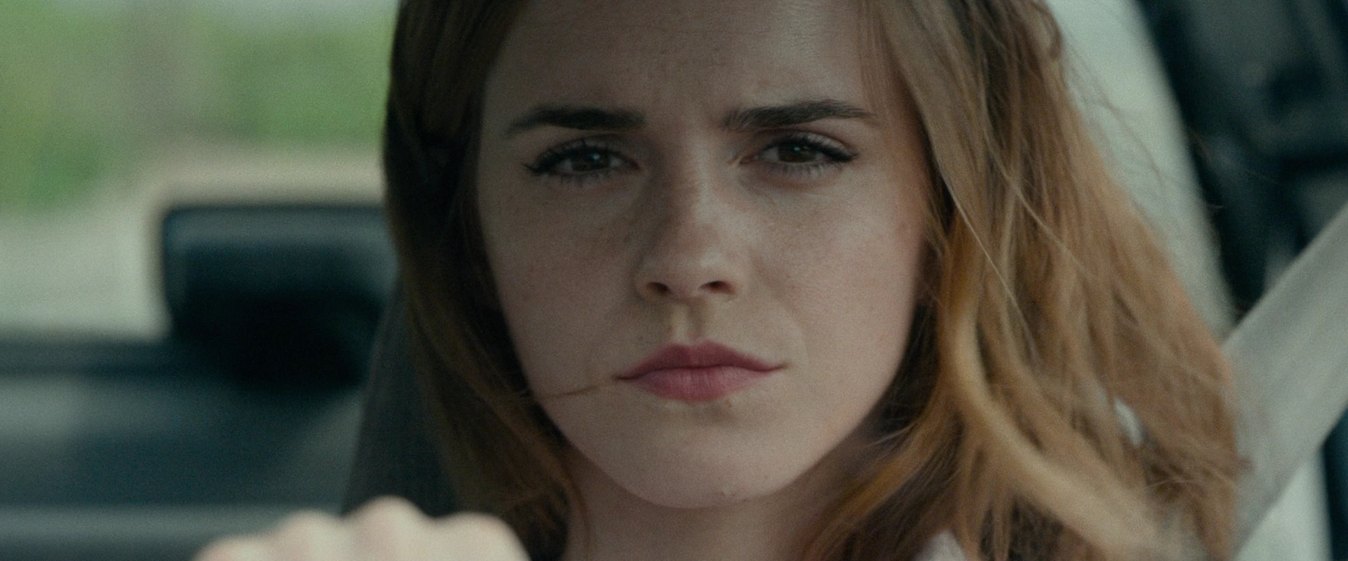 EmmaWatsonFan-dot-nl_TheCircle5324.jpg