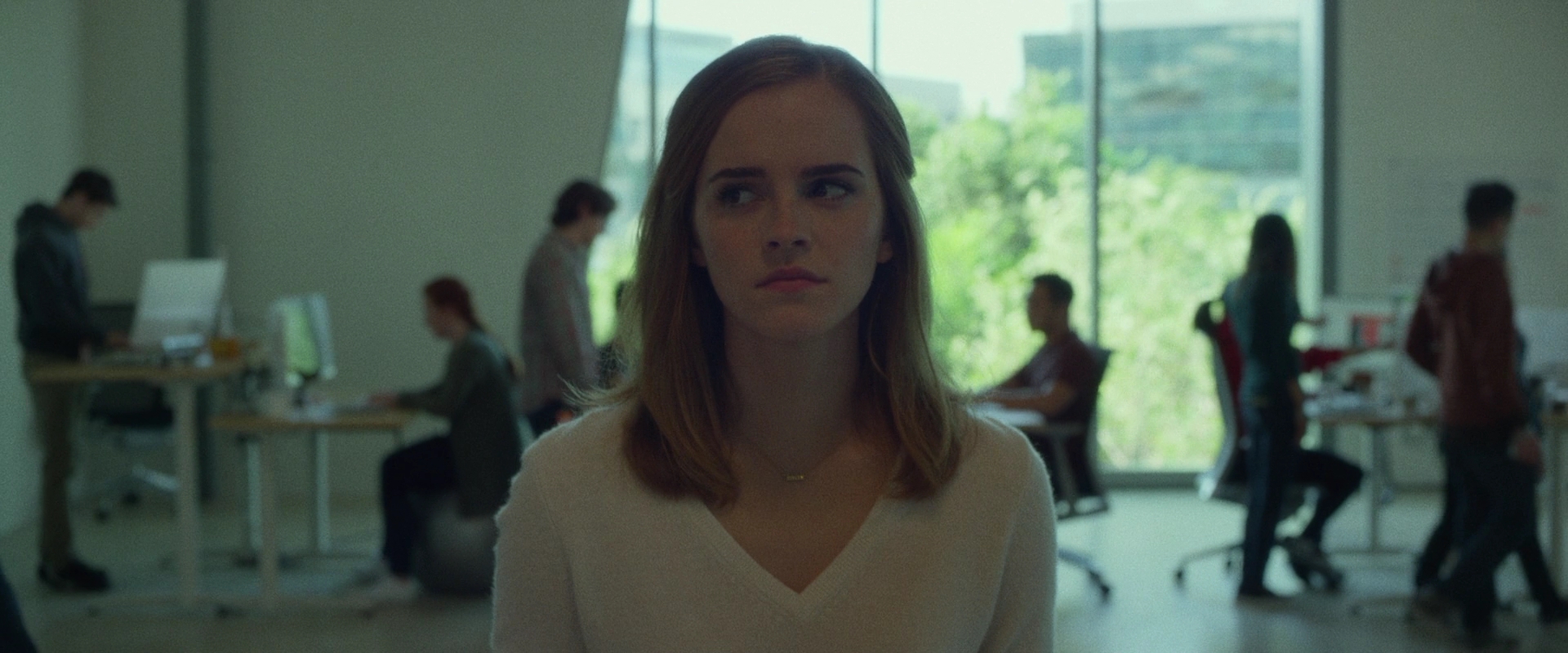 EmmaWatsonFan-dot-nl_TheCircle5442.jpg