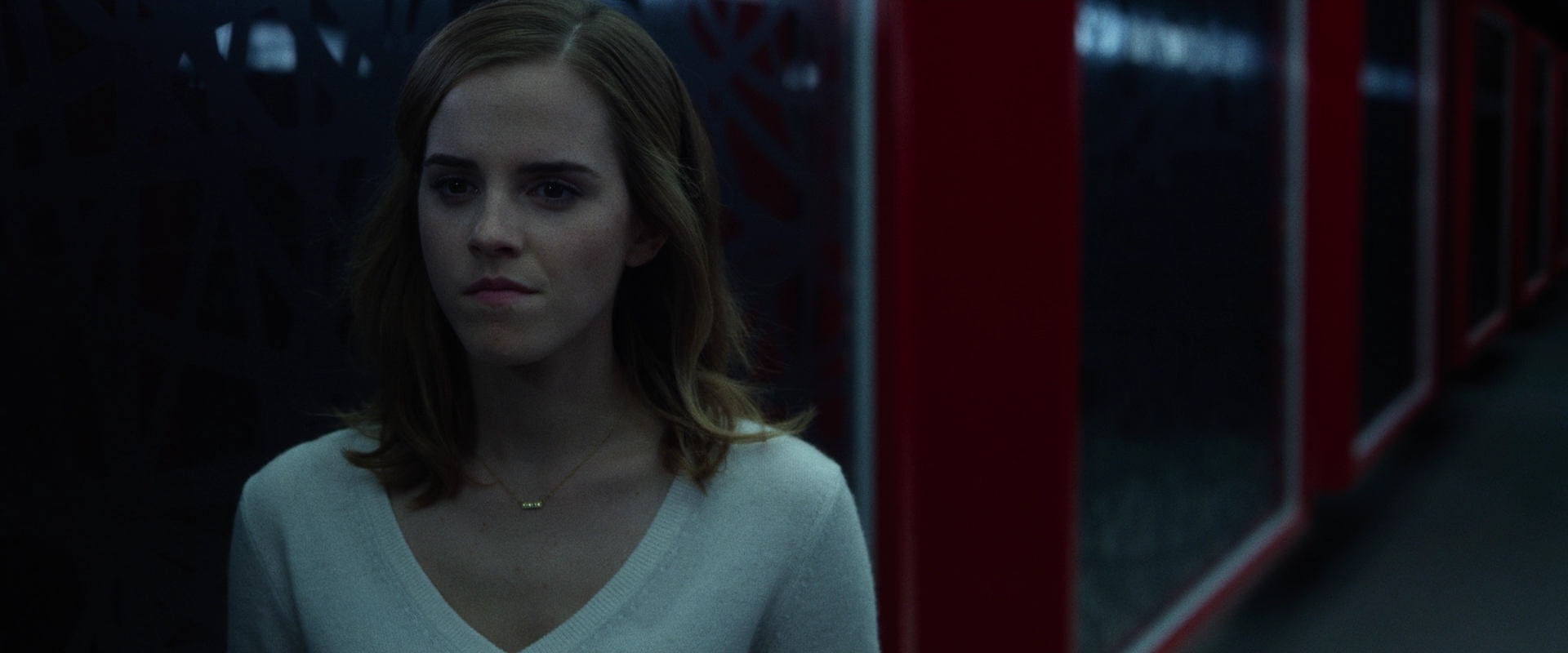 EmmaWatsonFan-dot-nl_TheCircle5471.jpg