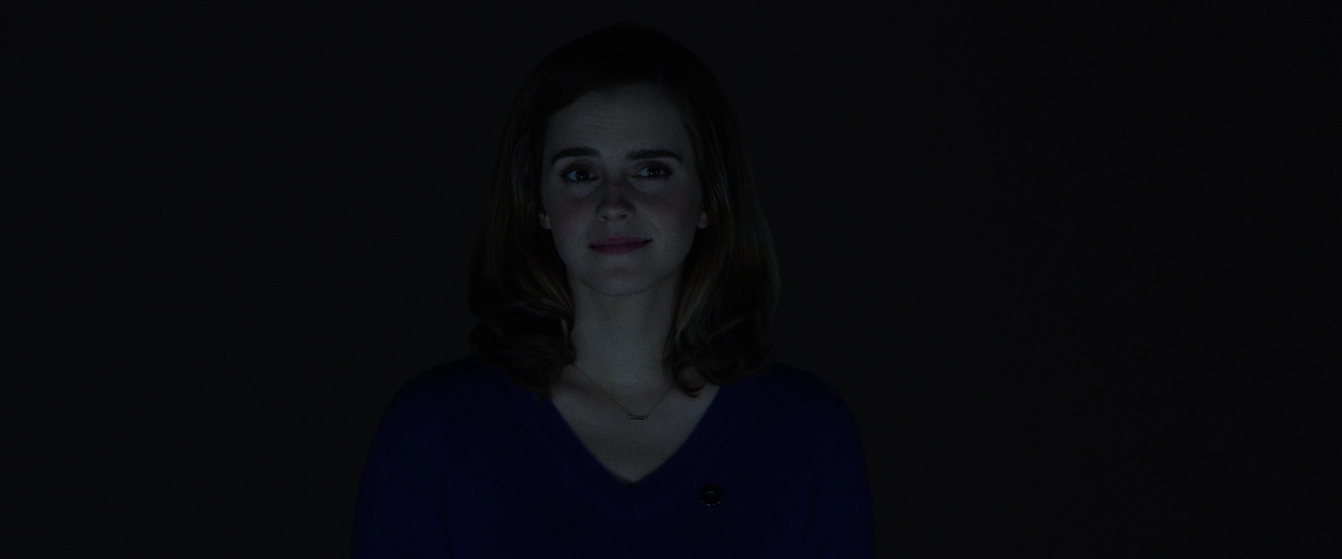 EmmaWatsonFan-dot-nl_TheCircle5791.jpg
