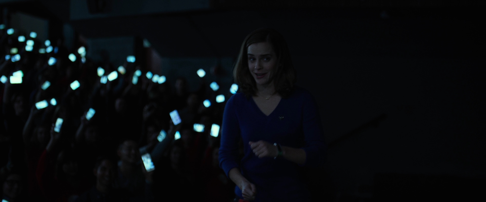 EmmaWatsonFan-dot-nl_TheCircle5819.jpg