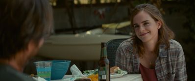 EmmaWatsonFan-dot-nl_TheCircle1532.jpg