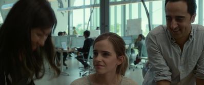 EmmaWatsonFan-dot-nl_TheCircle1837.jpg