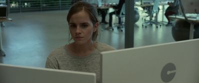 EmmaWatsonFan-dot-nl_TheCircle1888.jpg