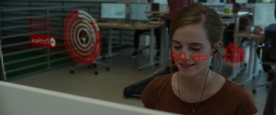 EmmaWatsonFan-dot-nl_TheCircle1902.jpg