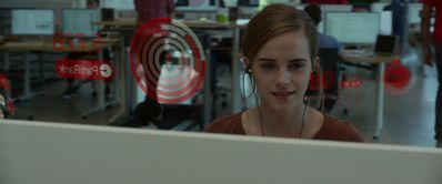 EmmaWatsonFan-dot-nl_TheCircle1903.jpg